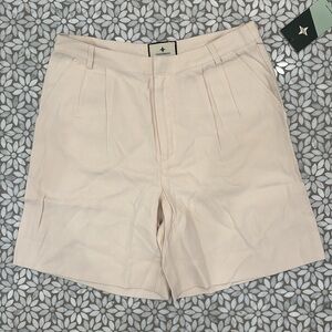 Women's Tuckernuck Pleated Felix Shorts in Crudo (Cream), Size 2‎